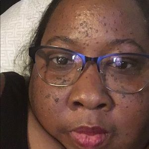 Meet your Posher, Yolanda